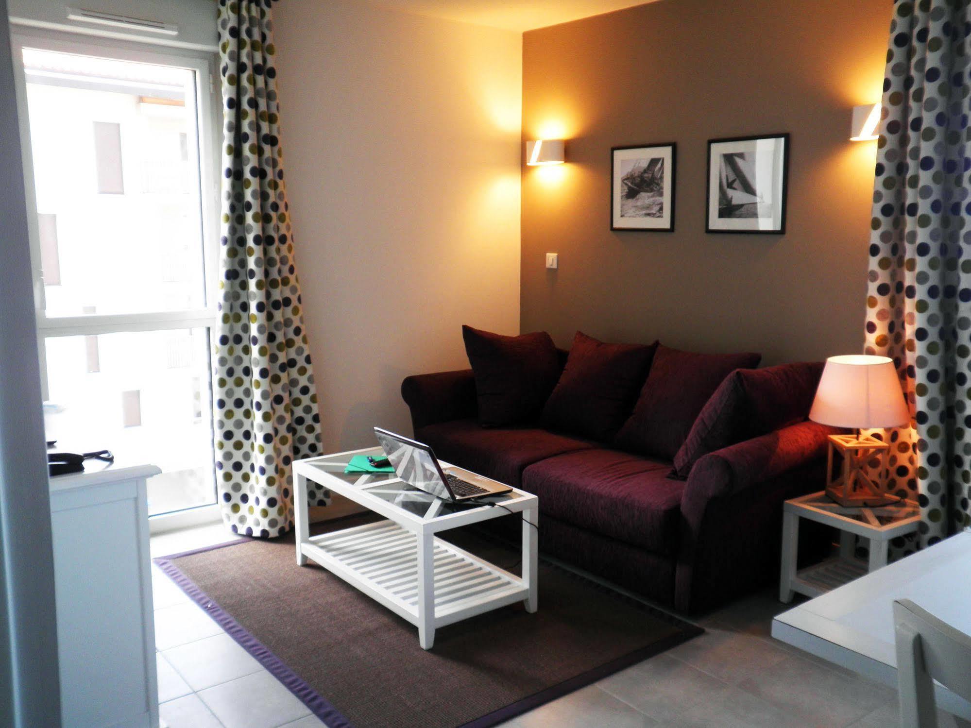 Residence Nemea Les Balcons Des Pecheurs มีมีซ็อง-ปลาจ ภายนอก รูปภาพ